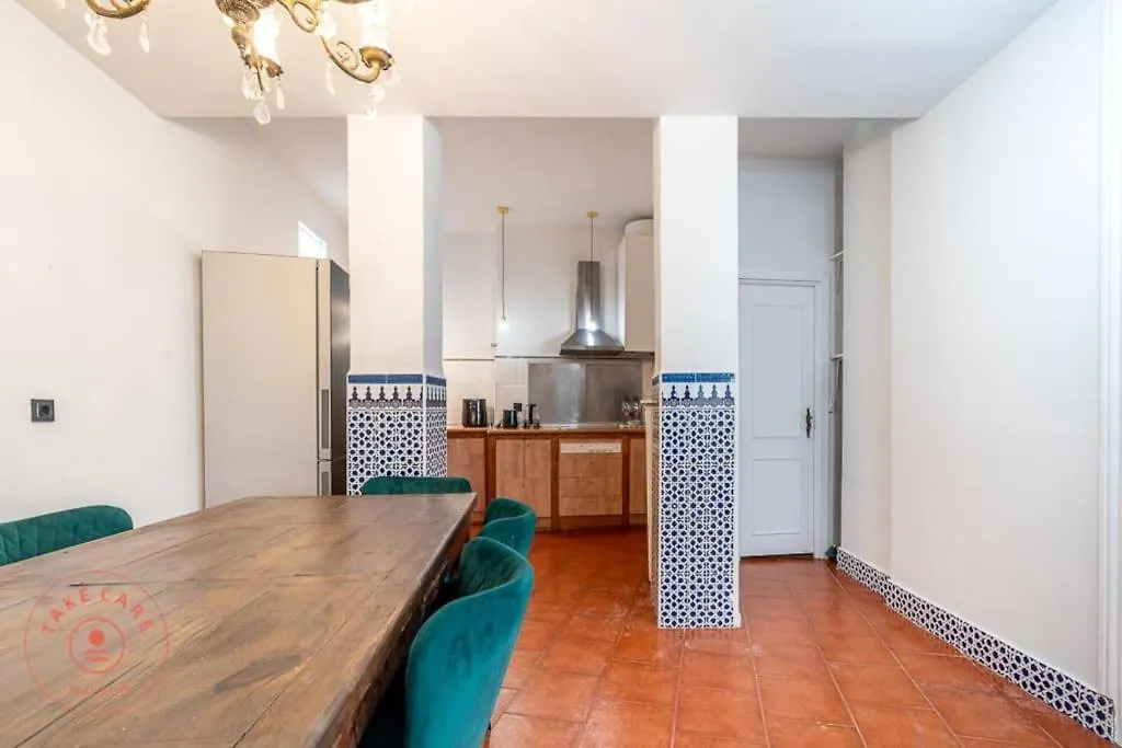 Beautiful Flat Near Plaza Merced Malaga 0*,  Spain